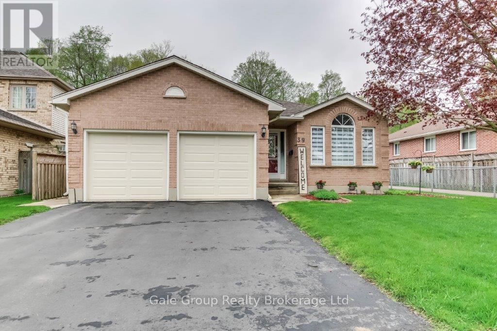 39 Yarmouth Drive, London East, Ontario N5V 4T8 - Photo 2 - X12129849