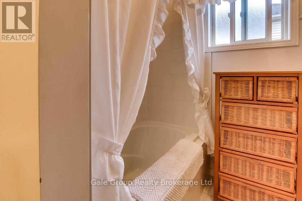 39 Yarmouth Drive, London East, Ontario  N5V 4T8 - Photo 22 - X12129849