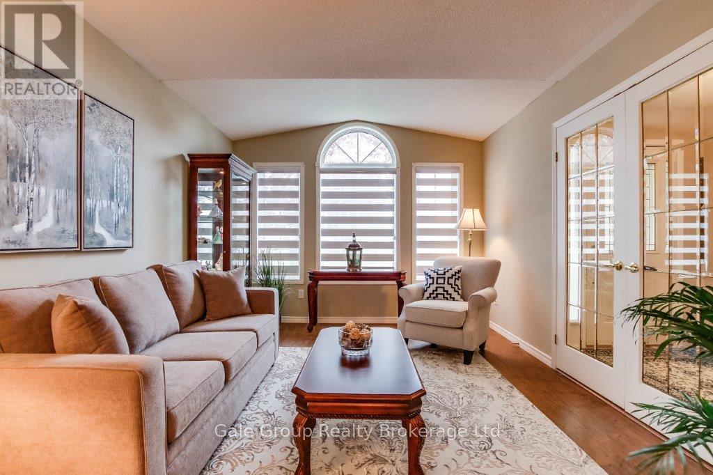 39 Yarmouth Drive, London East, Ontario  N5V 4T8 - Photo 5 - X12129849