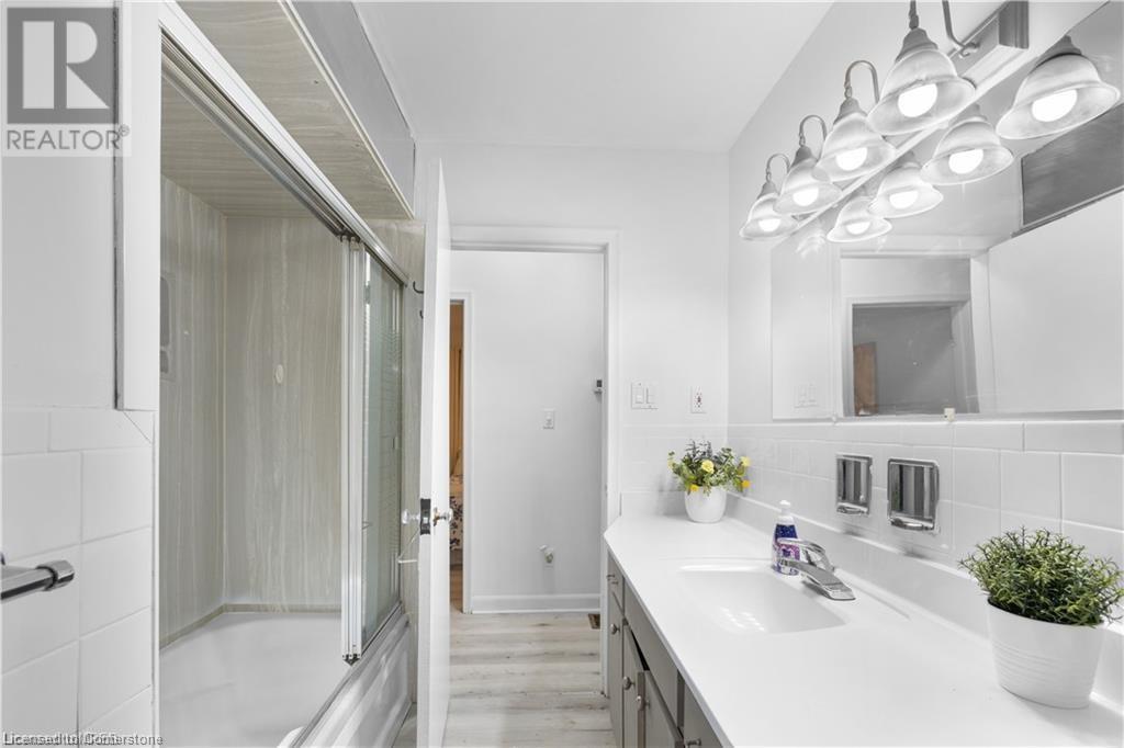 376 Philip Place Unit# B, Ancaster, Ontario  L9G 3G8 - Photo 26 - 40720913