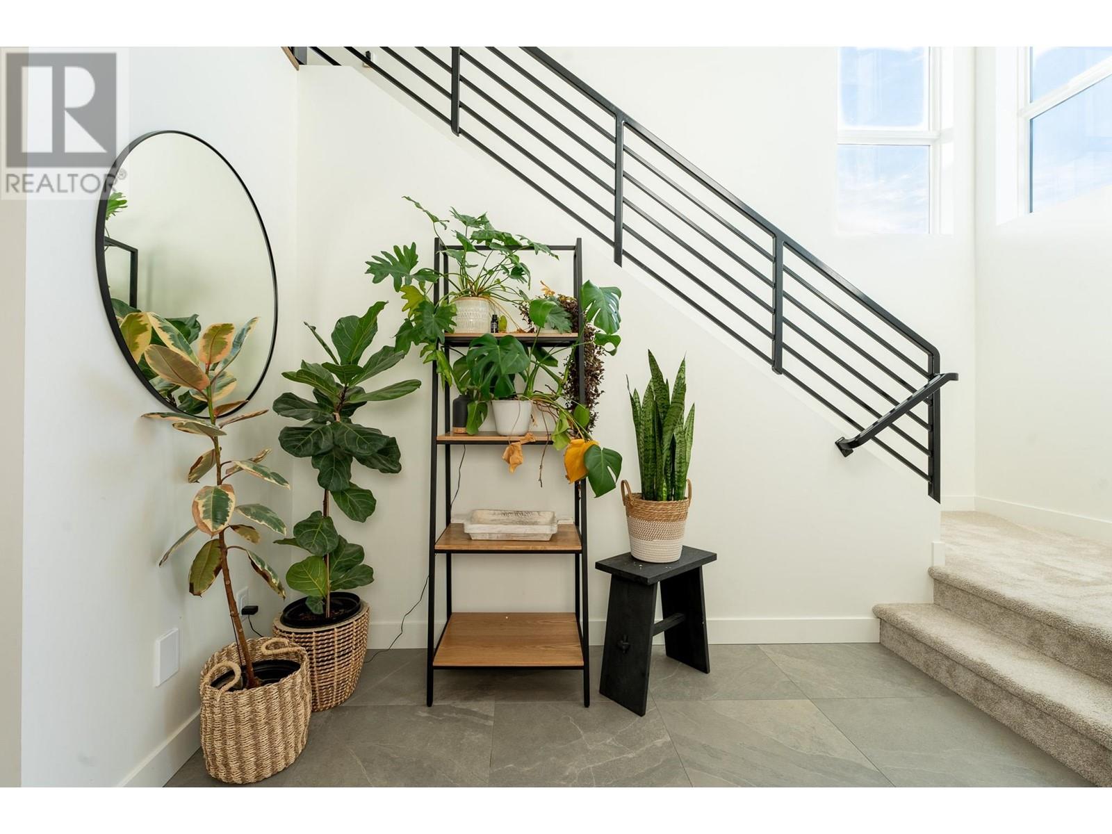 Property at 2834 LINKS DRIVE image 5