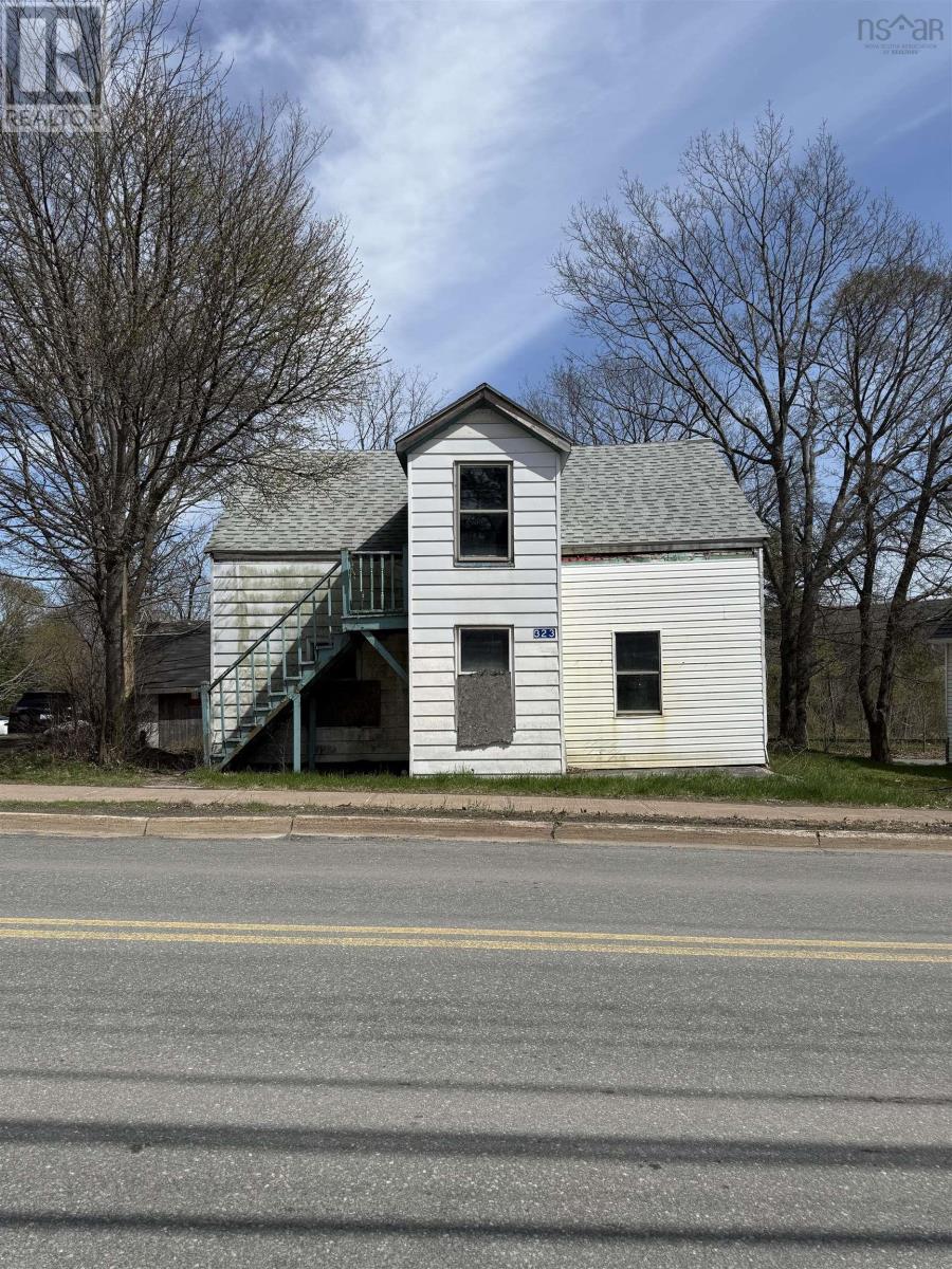 323 South Foord Street, Stellarton, Nova Scotia  B0K 1S0 - Photo 1 - 202509986