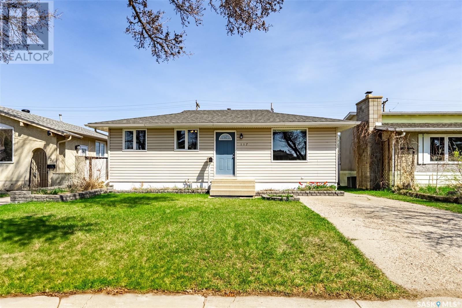 Property at 117 Rita CRESCENT image 1