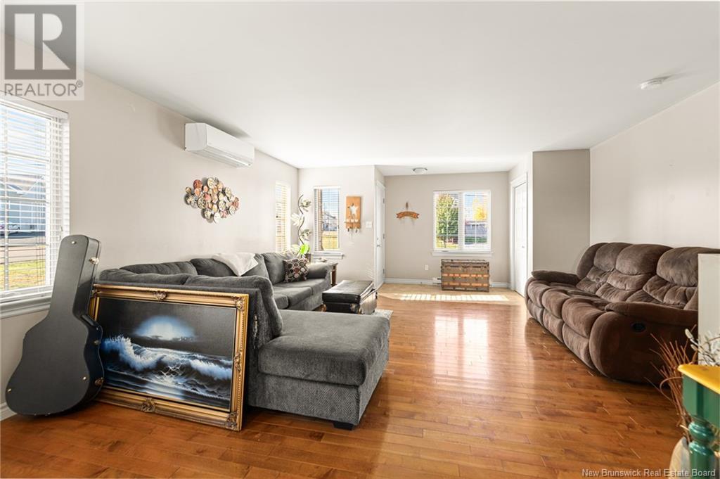 Property at 836 Bernard Street image 4