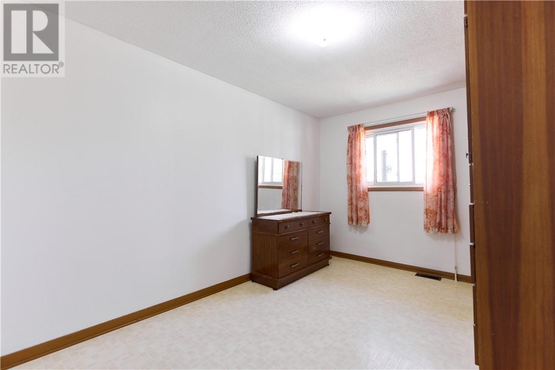 3204 Errington, Chelmsford, Ontario  P0M 1L0 - Photo 9 - 2122093