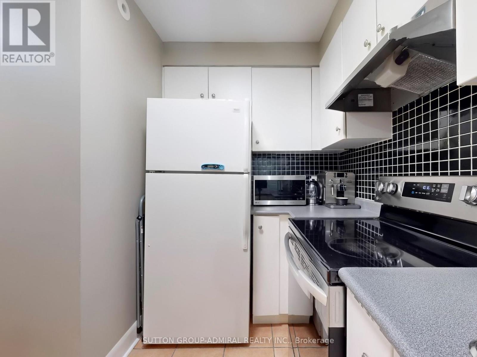 152 - 415 Jarvis Street, Toronto, Ontario  M4Y 3C1 - Photo 5 - C12129784