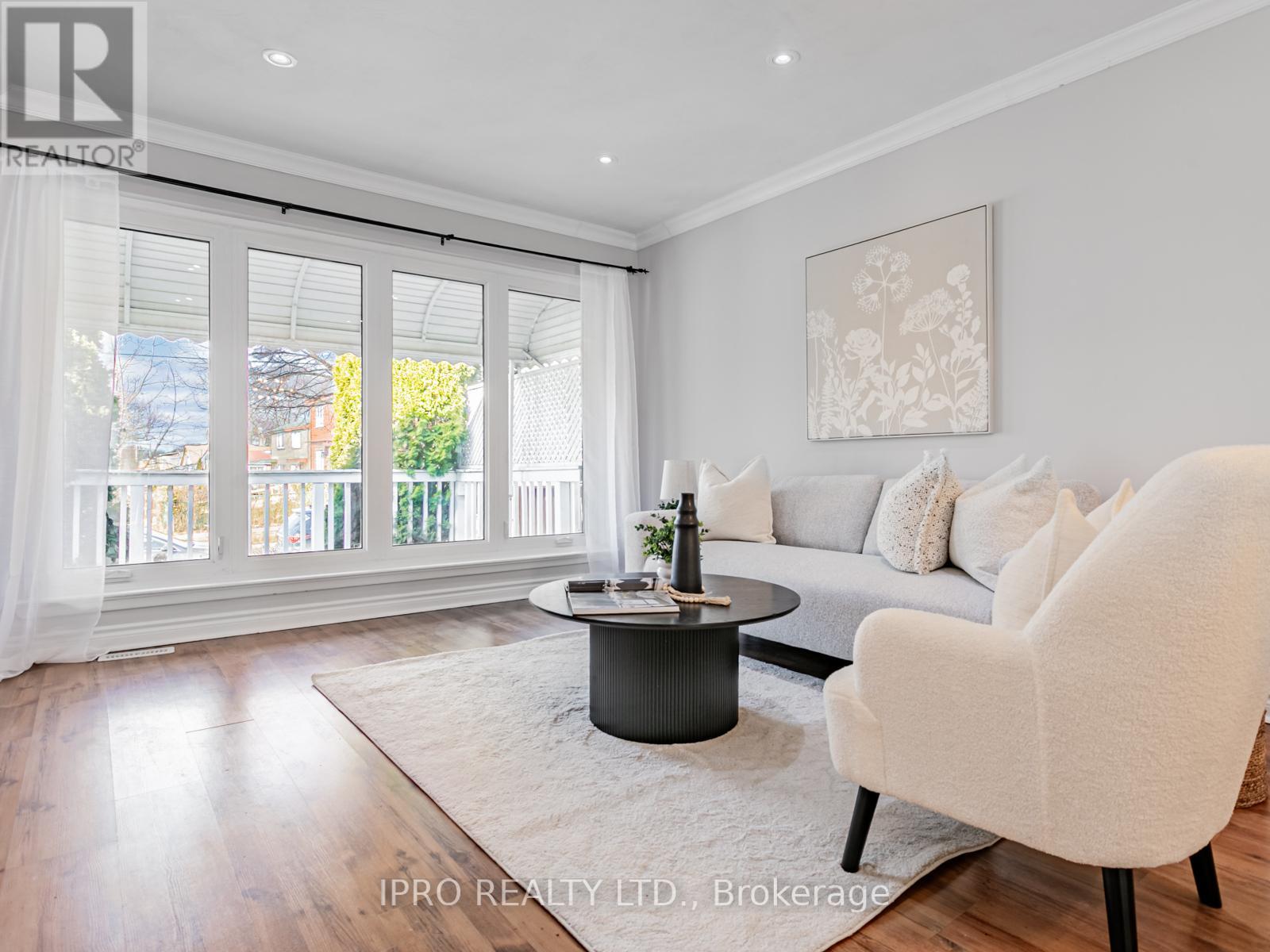 67 Trinnell Boulevard, Toronto, Ontario  M1L 1S6 - Photo 5 - E12129979