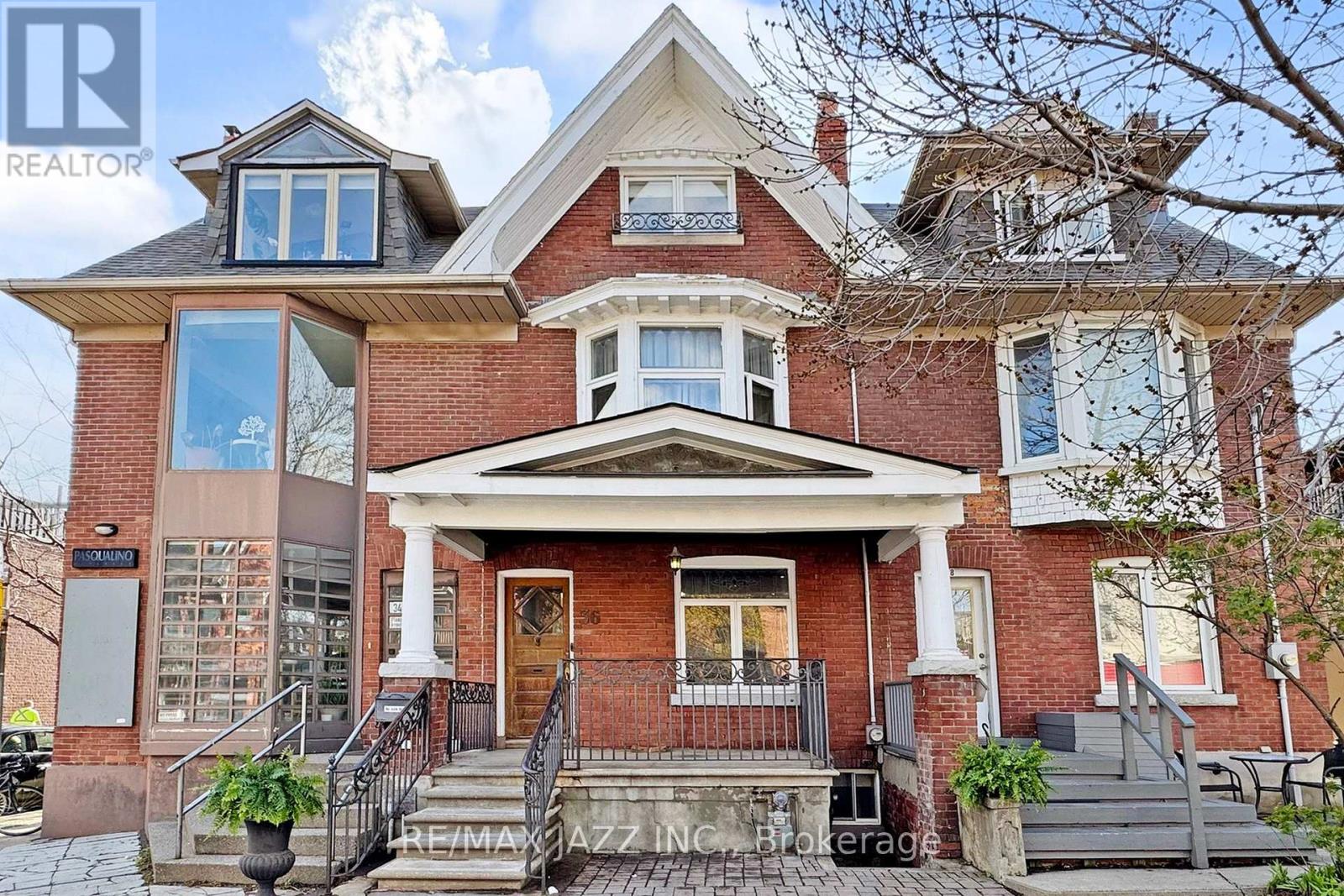 36 Clinton Street, Toronto, Ontario  M6J 2P2 - Photo 1 - C12130047