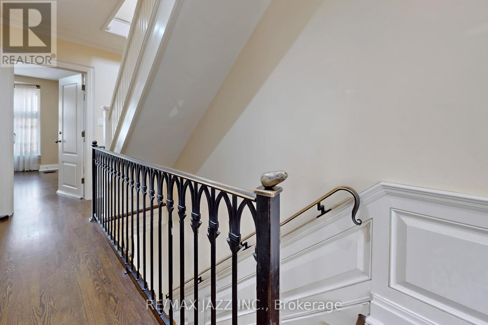 36 Clinton Street, Toronto, Ontario  M6J 2P2 - Photo 11 - C12130047