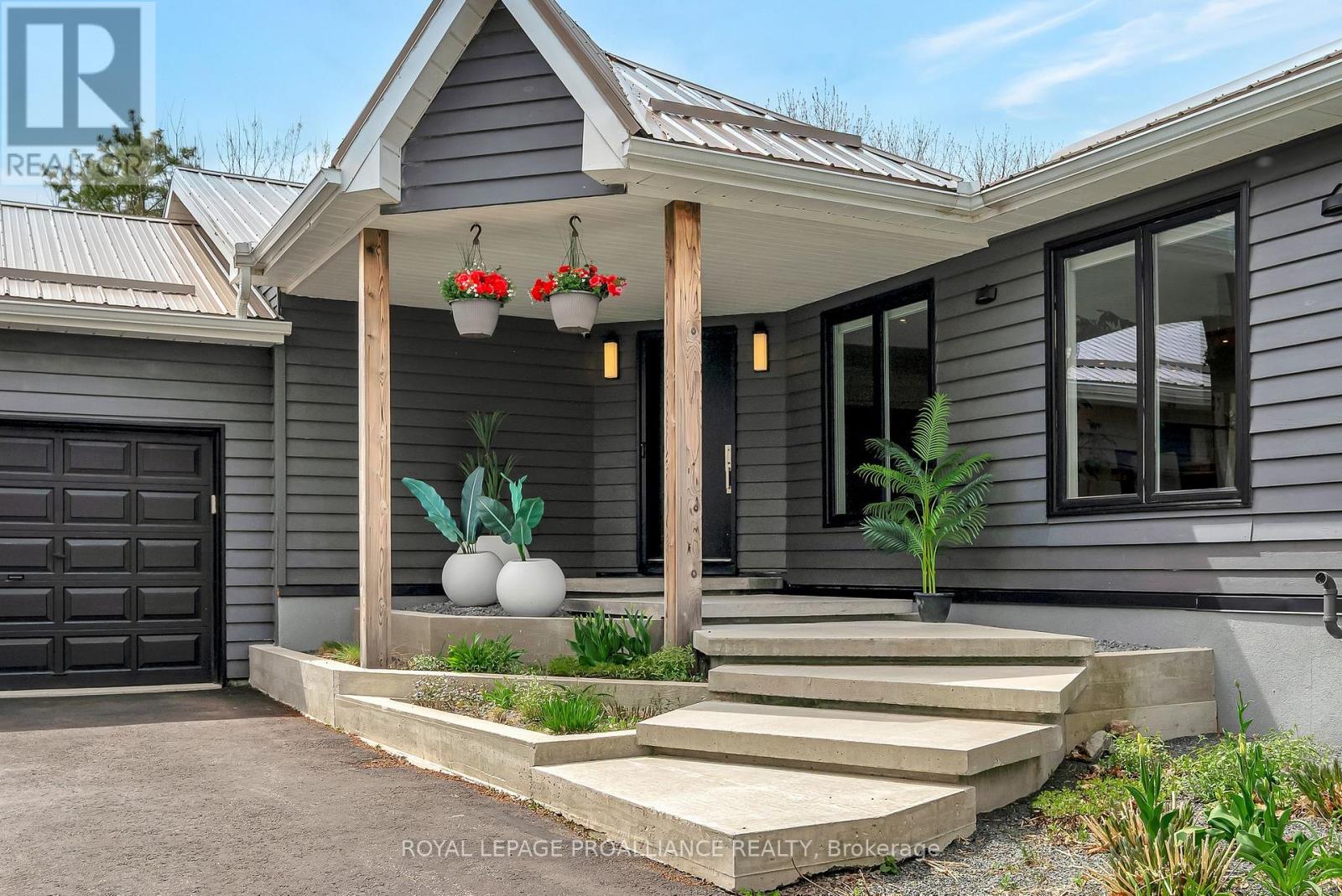 Property at 135 HISCOCK SHORES ROAD image 2