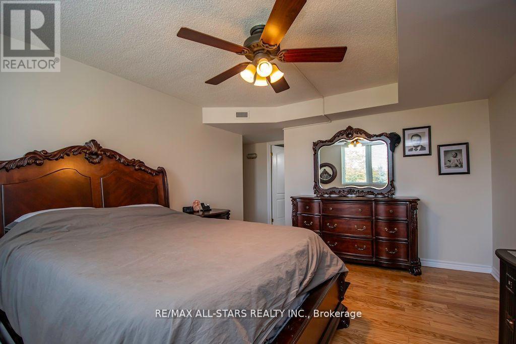 305 - 51 Rivermill Boulevard, Kawartha Lakes (Lindsay), Ontario  K9V 6E8 - Photo 12 - X12130096