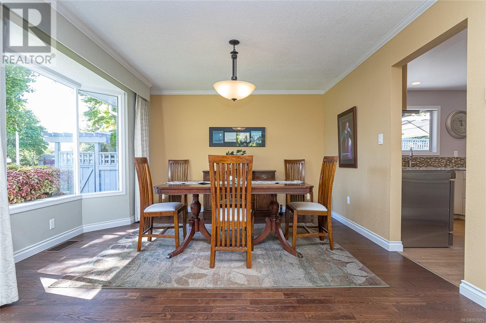 2295 Greenlands Rd, Saanich, British Columbia  V8N 5B9 - Photo 9 - 997951
