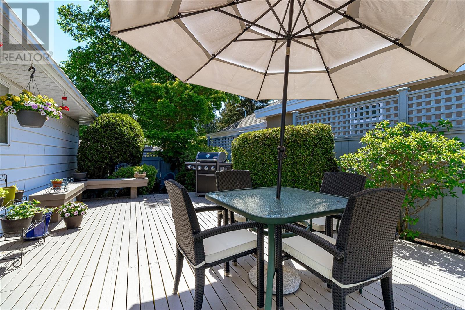 2295 Greenlands Rd, Saanich, British Columbia  V8N 5B9 - Photo 32 - 997951