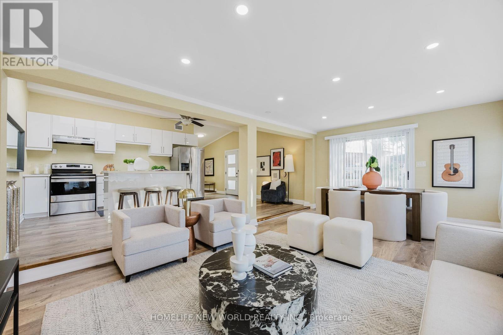 12 MAC AVENUE, Georgina, Ontario
