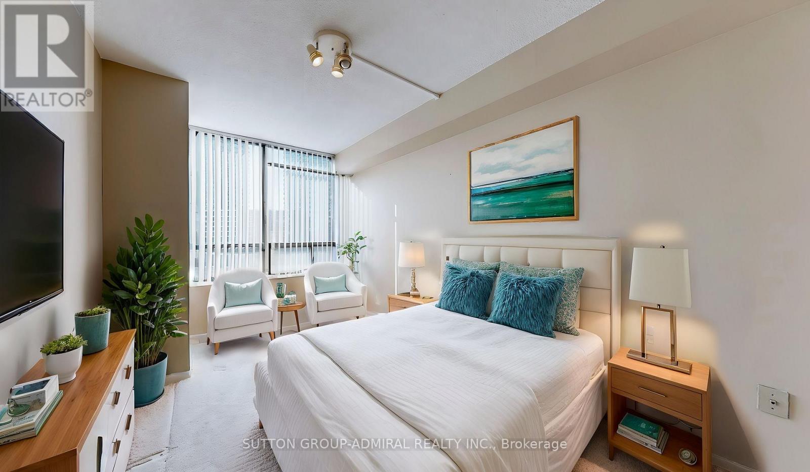 512 - 7460 Bathurst Street, Vaughan, Ontario  L4J 7K9 - Photo 8 - N12129844
