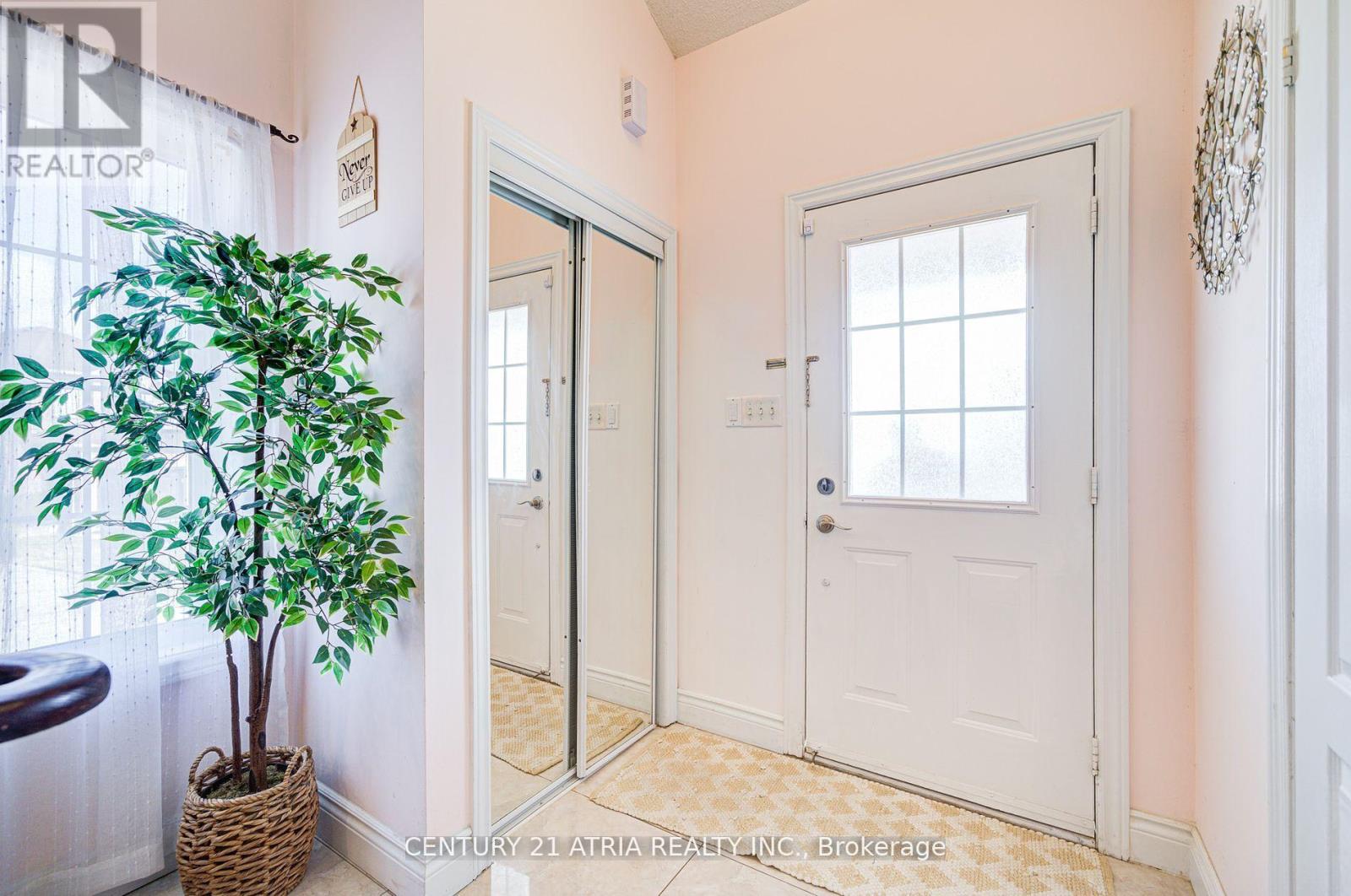 Property at 2 GOYO GATE image 2