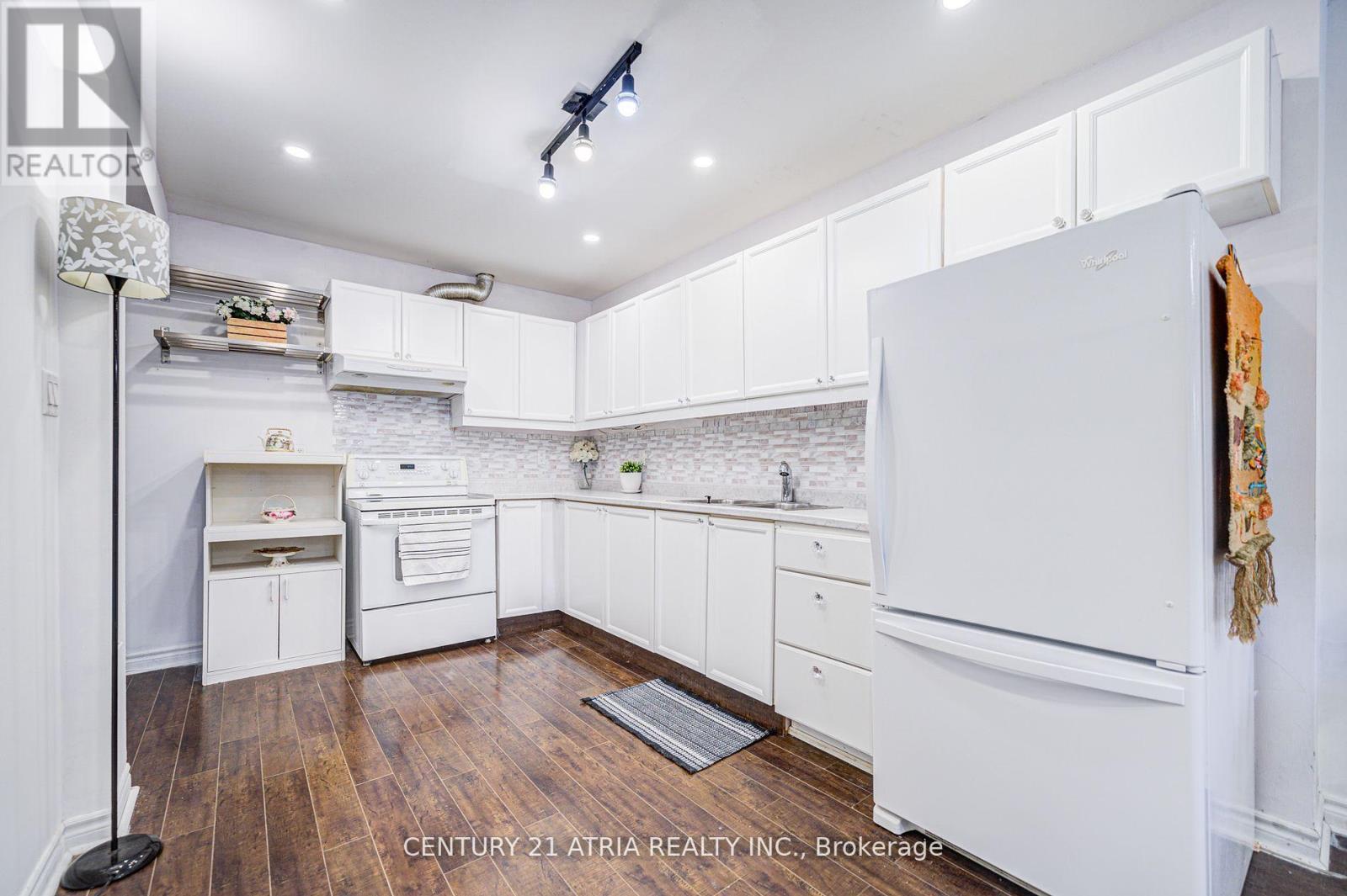 2 Goyo Gate, Vaughan, Ontario  L6A 3T5 - Photo 24 - N12129861