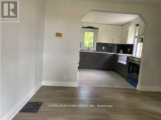 19797 Leslie Street, East Gwillimbury (Queensville), Ontario  L0G 1R0 - Photo 6 - N12129909