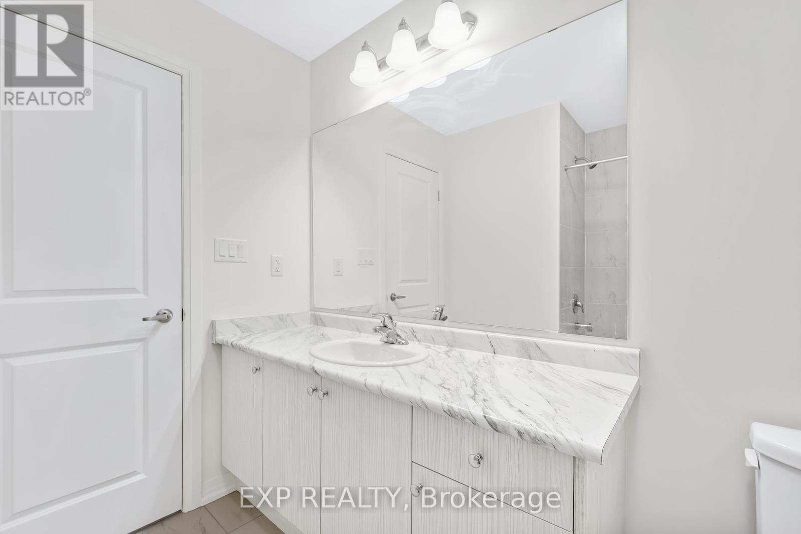 122 Turnberry Lane, Barrie, Ontario  L9J 0M3 - Photo 33 - S12126664