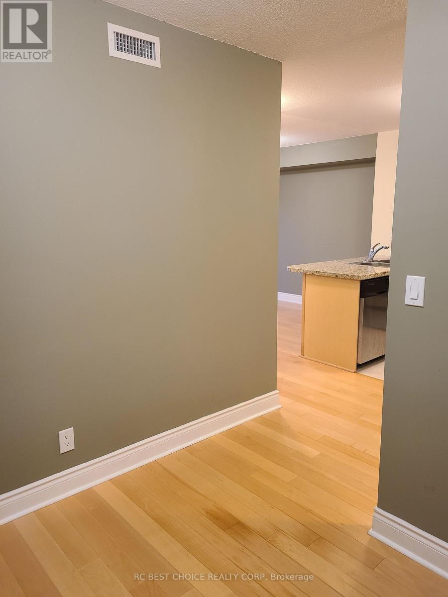 810 - 32 Clegg Road, Markham, Ontario  L6G 0B2 - Photo 8 - N12128944
