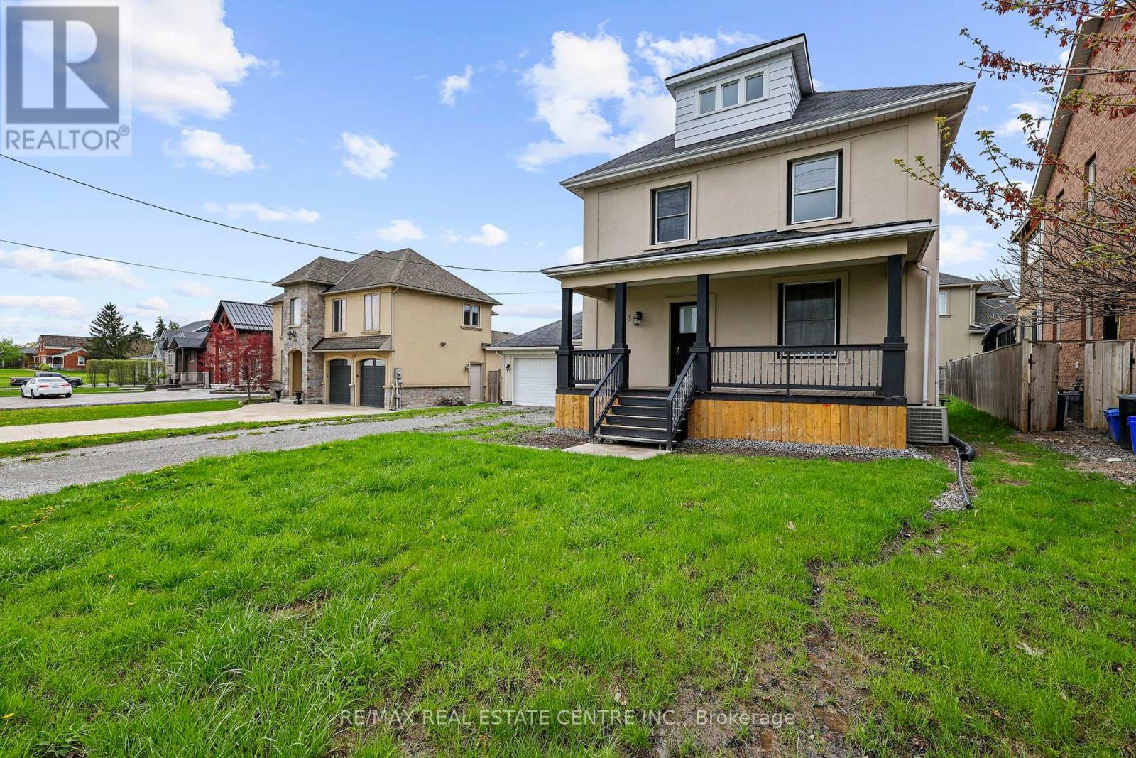 Property at 323 QUEENSTON ROAD image 2
