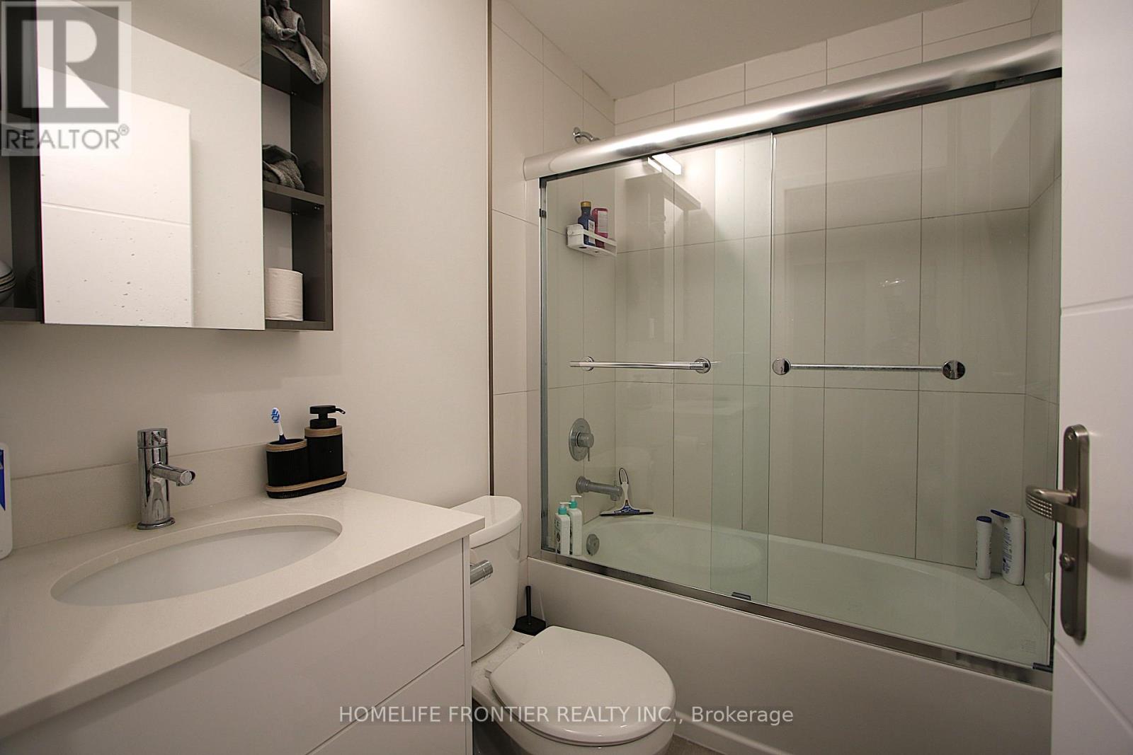 1209 - 60 Frederick Street, Kitchener, Ontario  N2H 0C7 - Photo 11 - X12129735