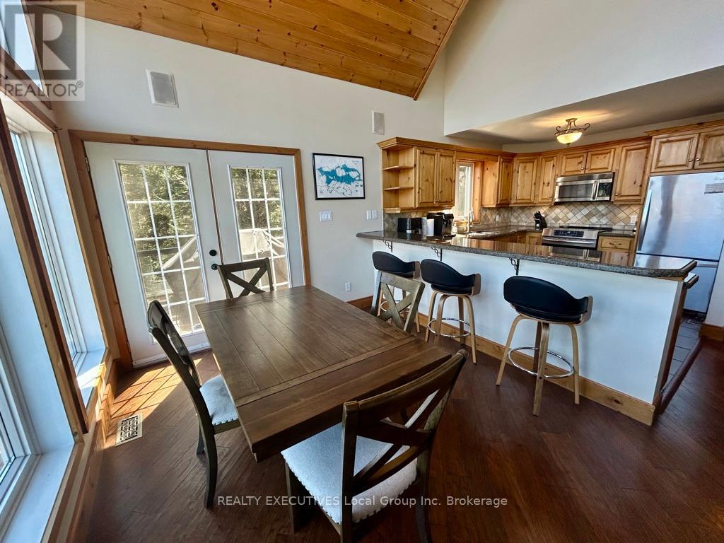 400c Shorewood Road, North Bay (Birchaven), Ontario  P1B 8G4 - Photo 10 - X12130003