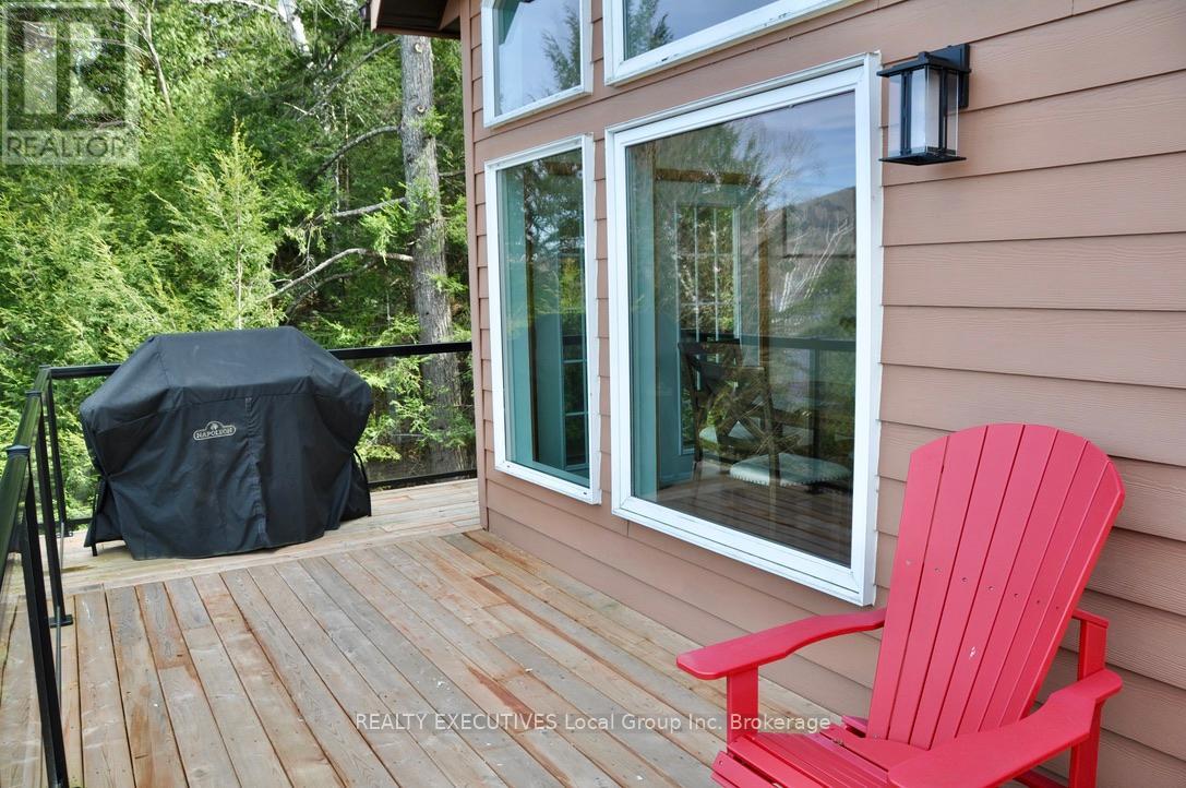 400c Shorewood Road, North Bay (Birchaven), Ontario  P1B 8G4 - Photo 34 - X12130003
