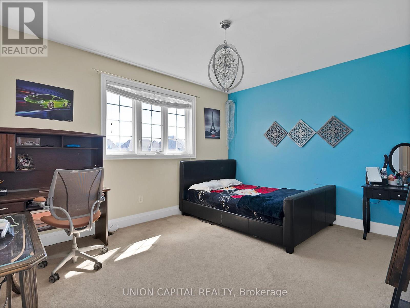 7 Legendary Circle, Brampton, Ontario  L6Y 0R9 - Photo 19 - W12129753