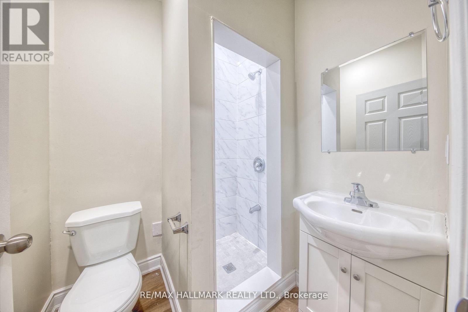 Main - 46 Springhurst Avenue, Toronto, Ontario  M6K 1B6 - Photo 5 - W12129757