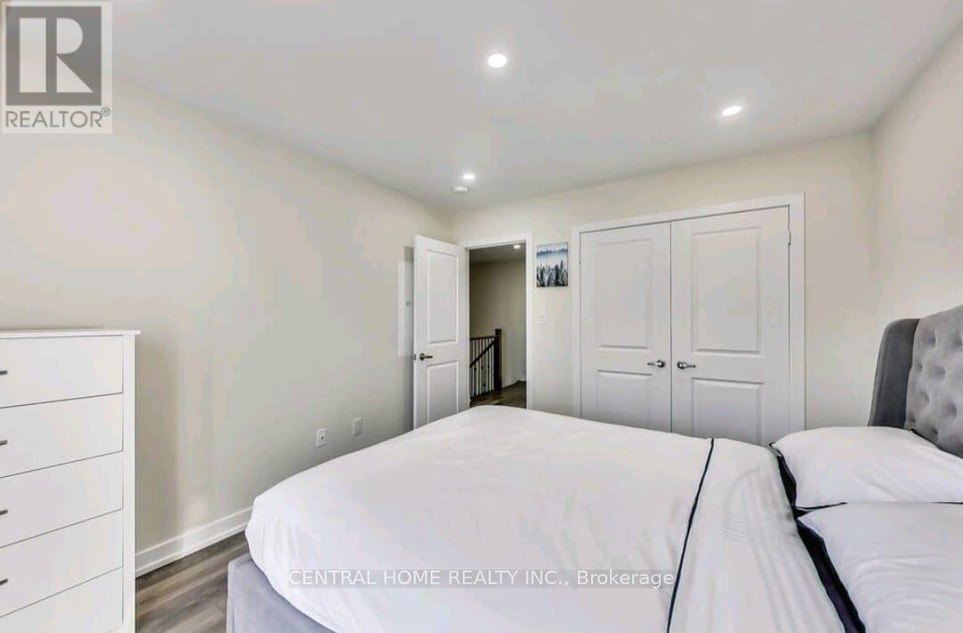 241 - 2355 Sheppard Avenue W, Toronto, Ontario  M9M 0B5 - Photo 9 - W12129830
