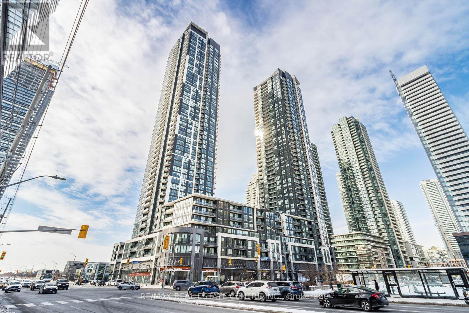 516 - 4011 Brickstone Mews, Mississauga (City Centre), Ontario  L5B 0J7 - Photo 3 - W12129850