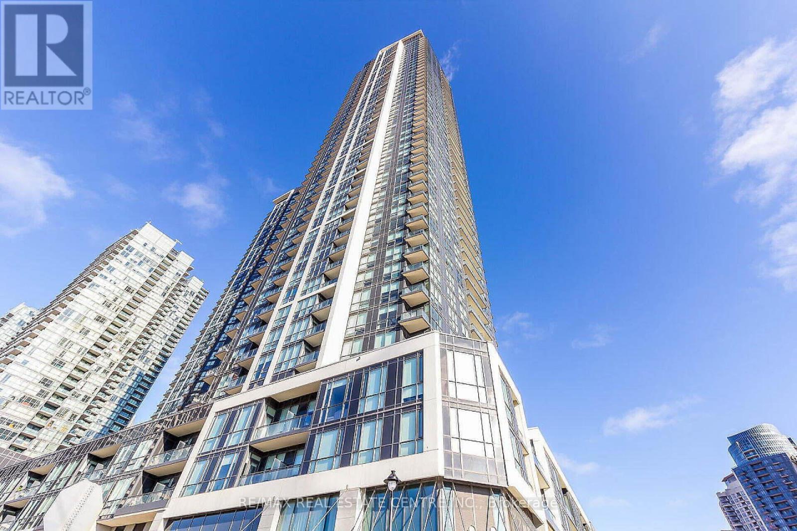 516 - 4011 Brickstone Mews, Mississauga (City Centre), Ontario  L5B 0J7 - Photo 4 - W12129850