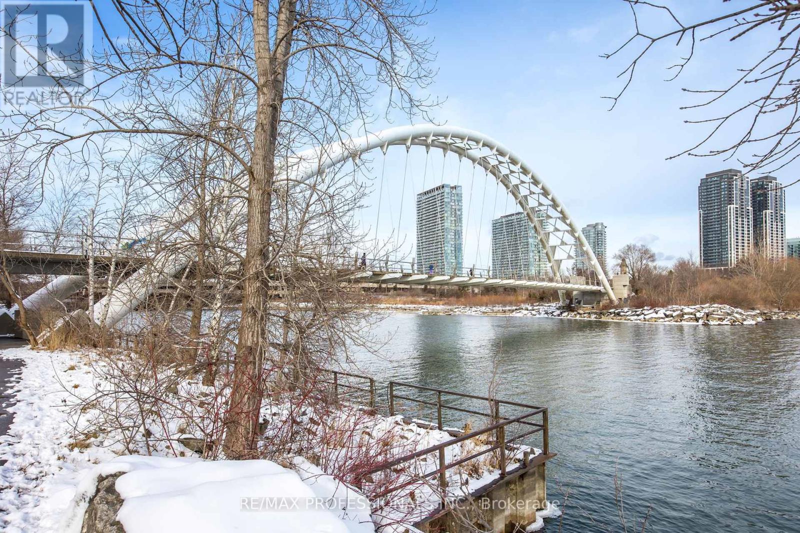 302 - 16 Brookers Lane, Toronto (Mimico), Ontario  M8V 0A5 - Photo 40 - W12129869