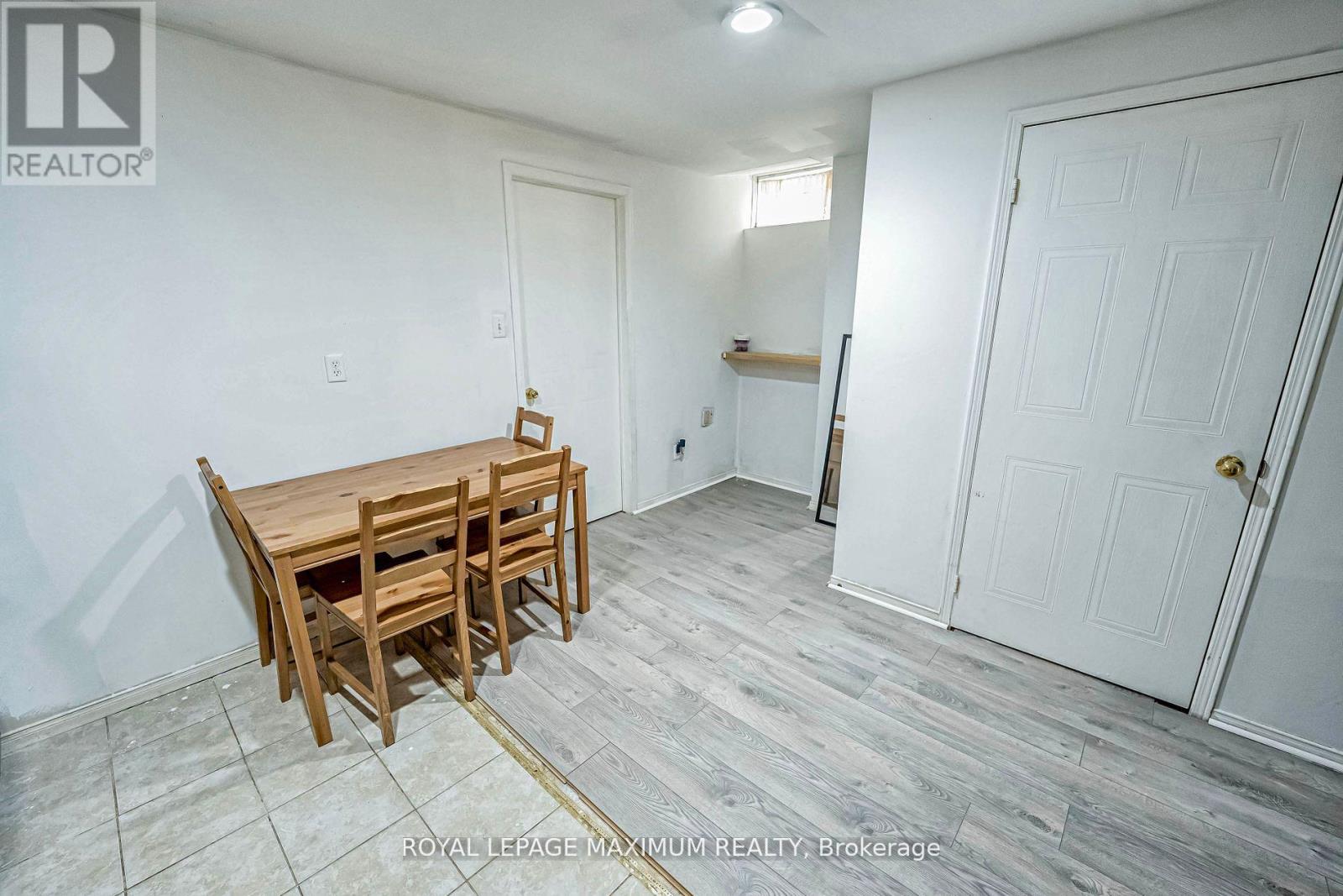 21 Pioneer Avenue, Toronto, Ontario  M6M 5H8 - Photo 33 - W12129897