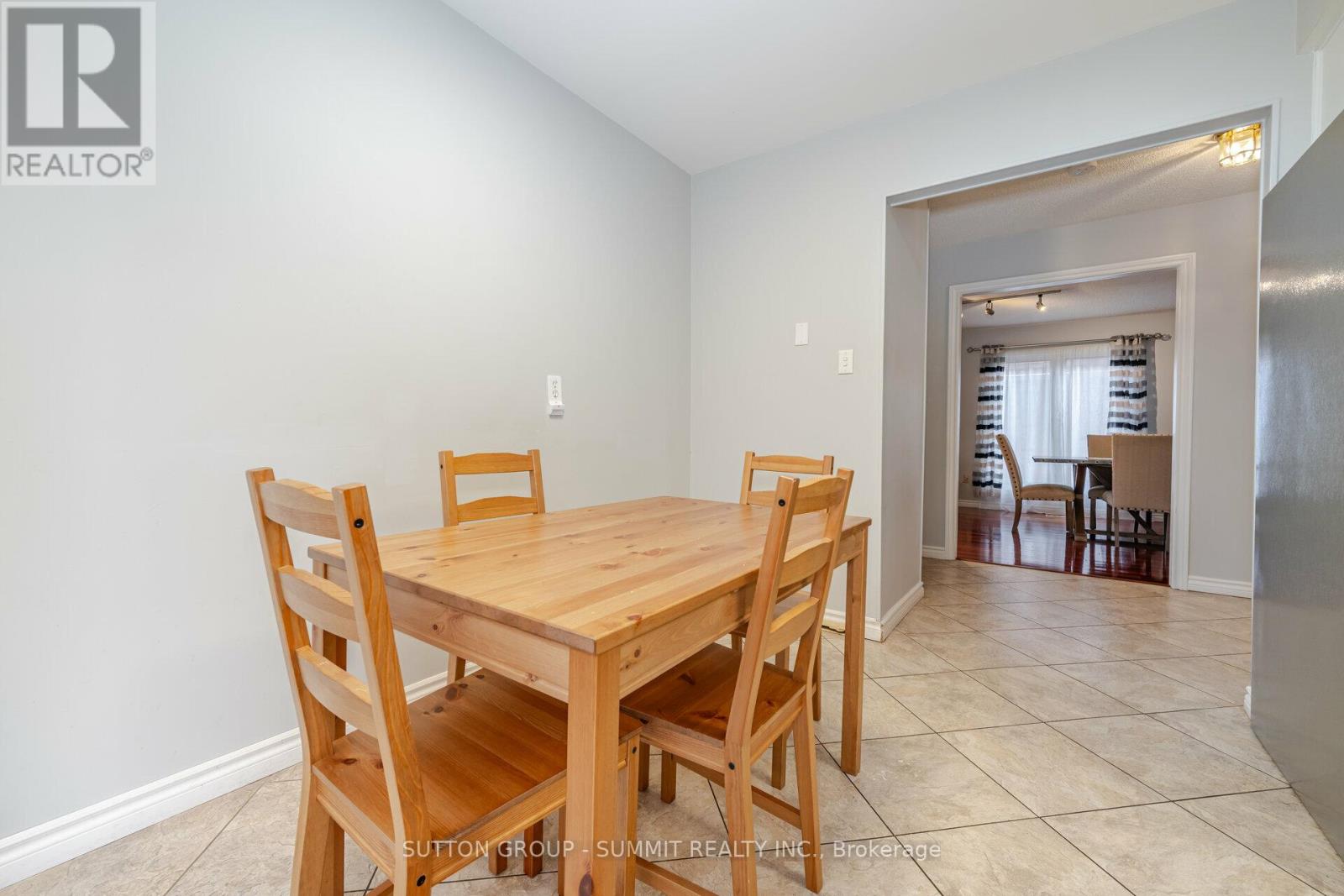 4238 Treetop Crescent, Mississauga, Ontario  L5L 2L9 - Photo 14 - W12129968