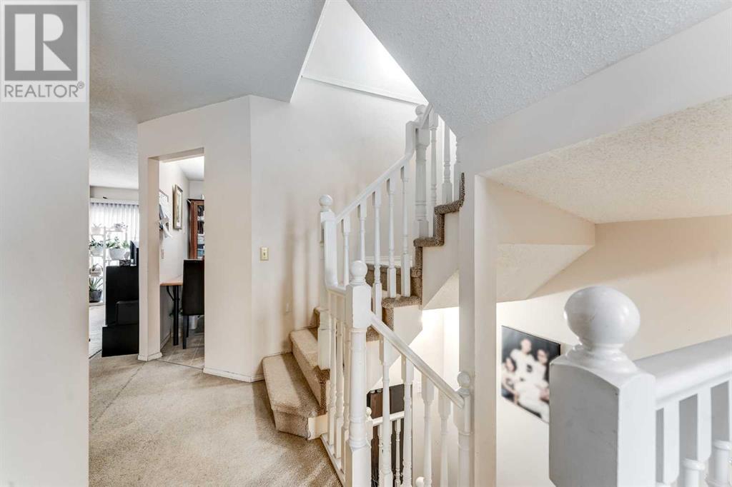 Property at 38 Coachway Gardens SW image 3