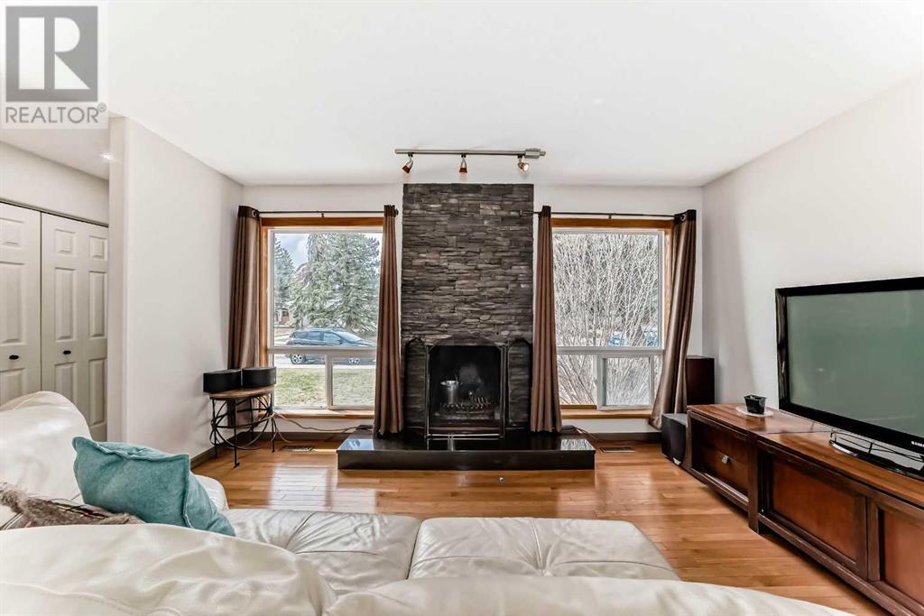 5340 Lakeview Drive Sw, Calgary, Alberta  T3E 5R9 - Photo 14 - A2212969