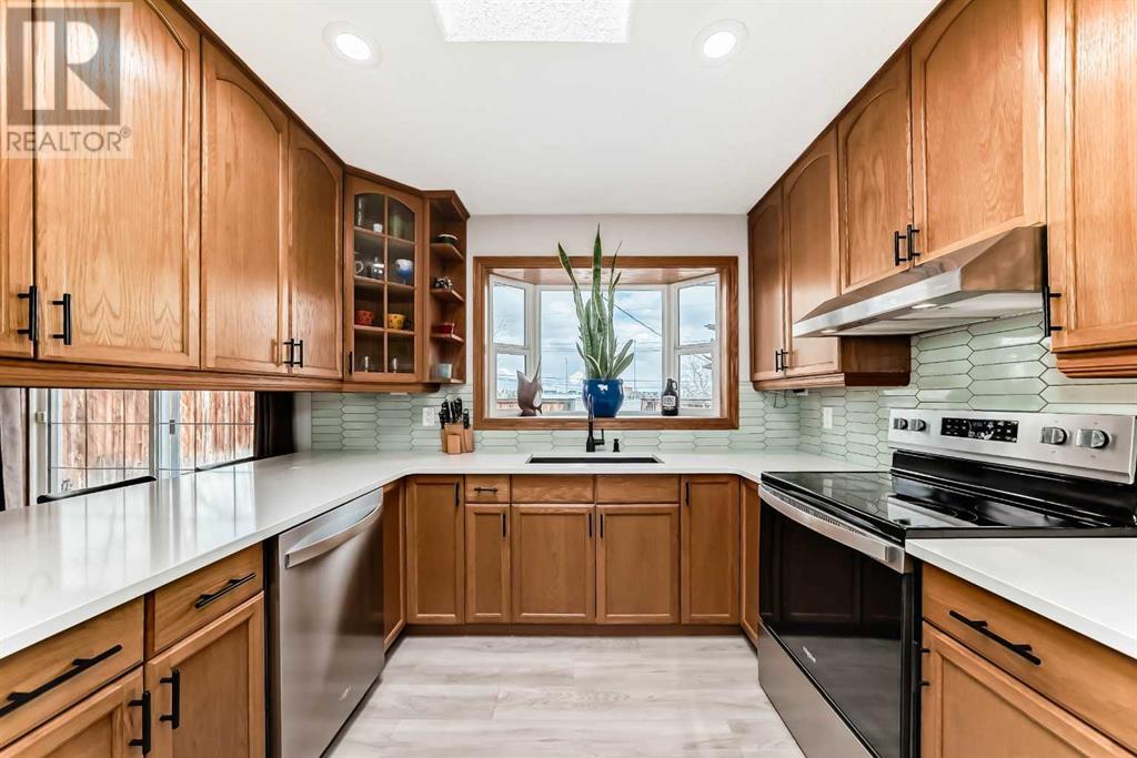 Property at 5340 Lakeview Drive SW image 1