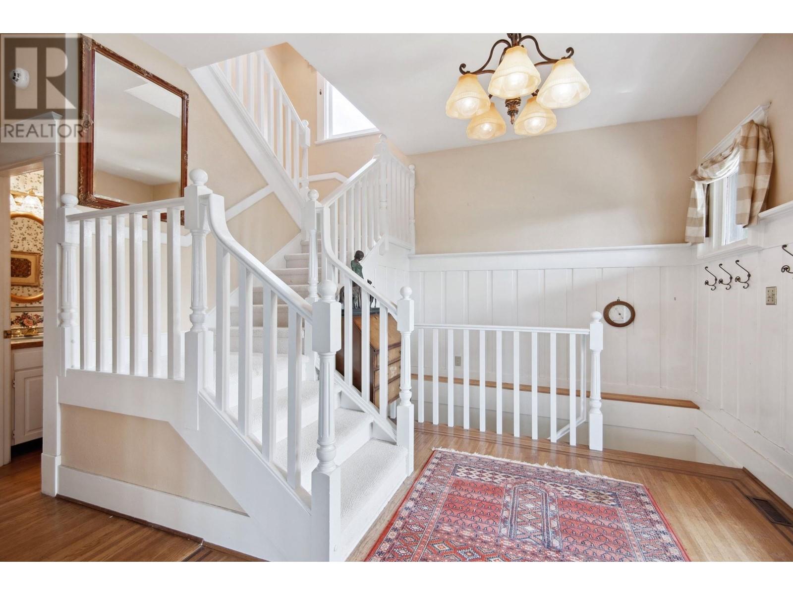 Property at 1312 GRAND BOULEVARD image 3