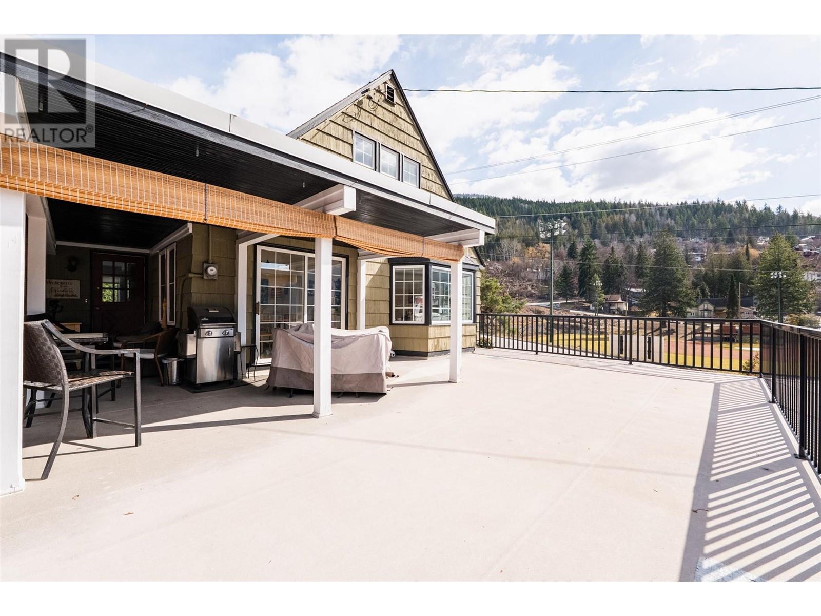 707 Cottonwood Street, Nelson, British Columbia  V1L 3V8 - Photo 43 - 10346687