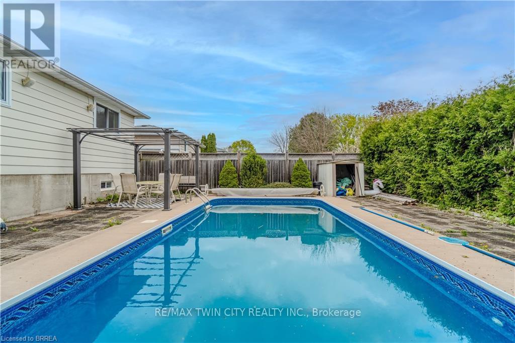 Property at 41 FOREST DRIVE image 3