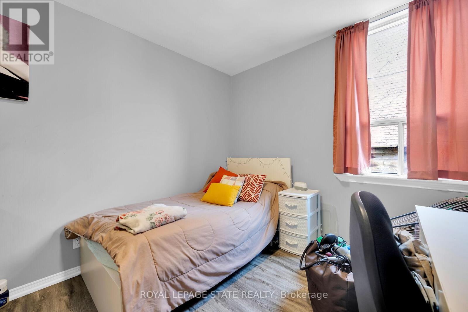 129 Dundurn Street N, Hamilton, Ontario  L8R 3E7 - Photo 13 - X12129828