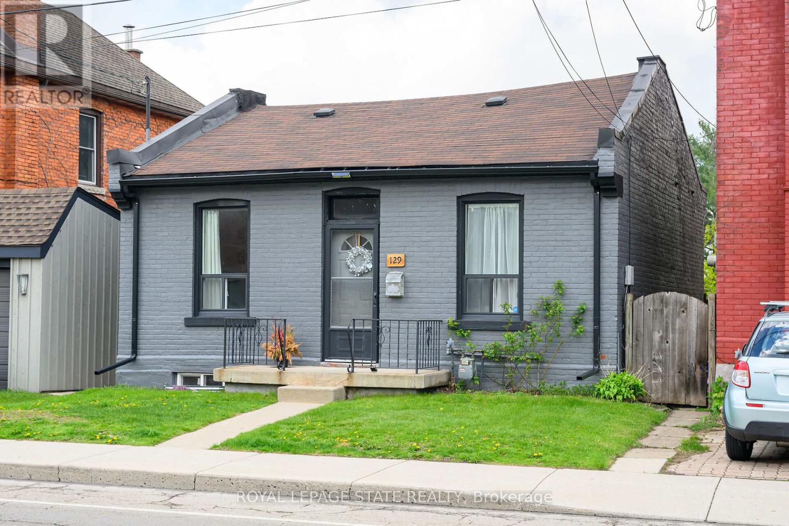 129 Dundurn Street N, Hamilton, Ontario  L8R 3E7 - Photo 3 - X12129828