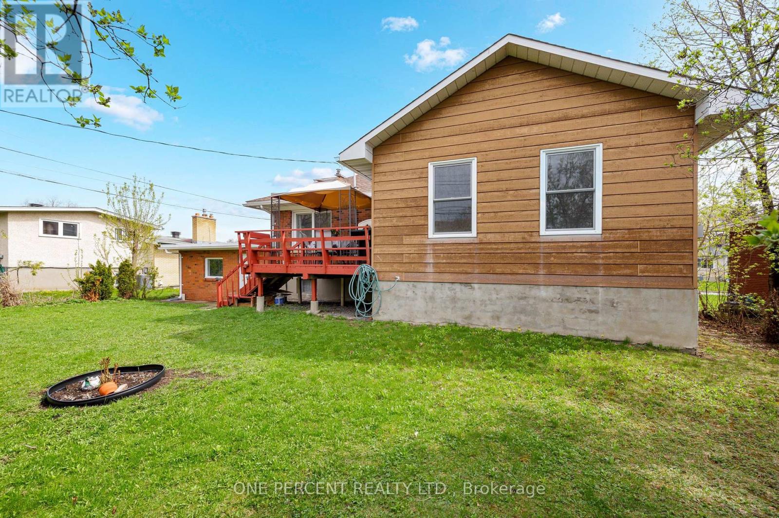 6 Twin Terrace, Ottawa, Ontario  K2E 5E4 - Photo 41 - X12130030