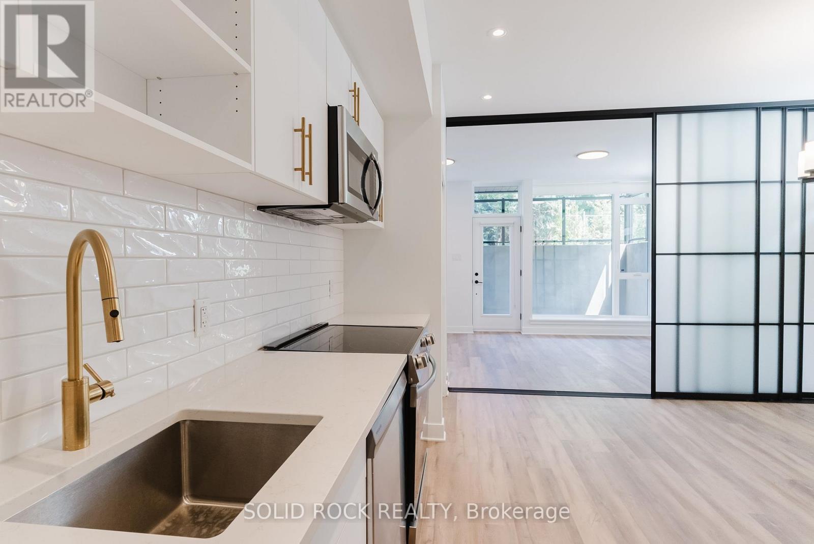Unit 4 The Bowtie - 845 Champlain Street, Ottawa, Ontario  K1C 1K3 - Photo 13 - X12130109
