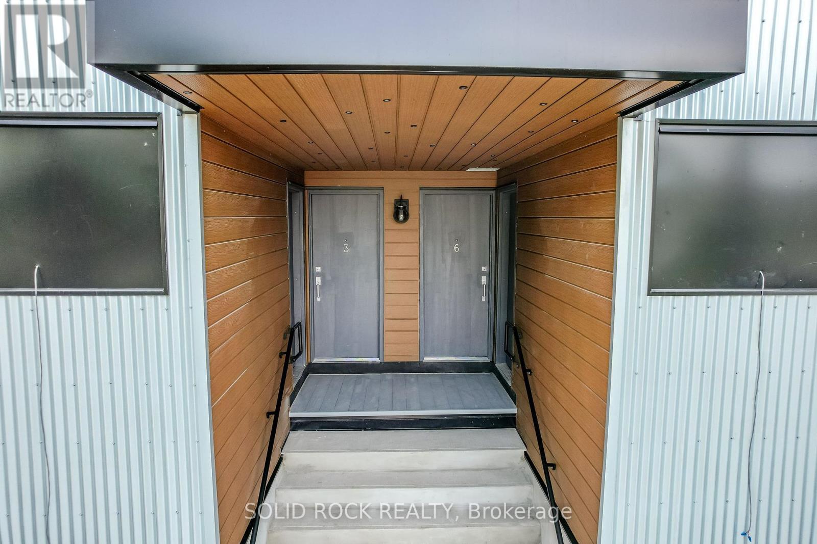 Unit 4 The Bowtie - 845 Champlain Street, Ottawa, Ontario  K1C 1K3 - Photo 7 - X12130109