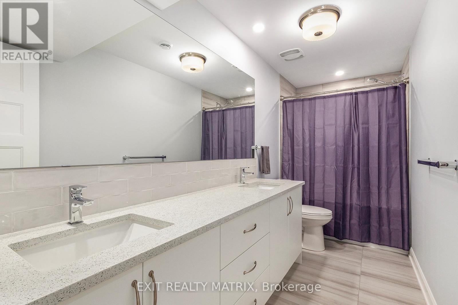1310 Fribourg Street, Russell, Ontario  K0A 1W0 - Photo 16 - X12043553