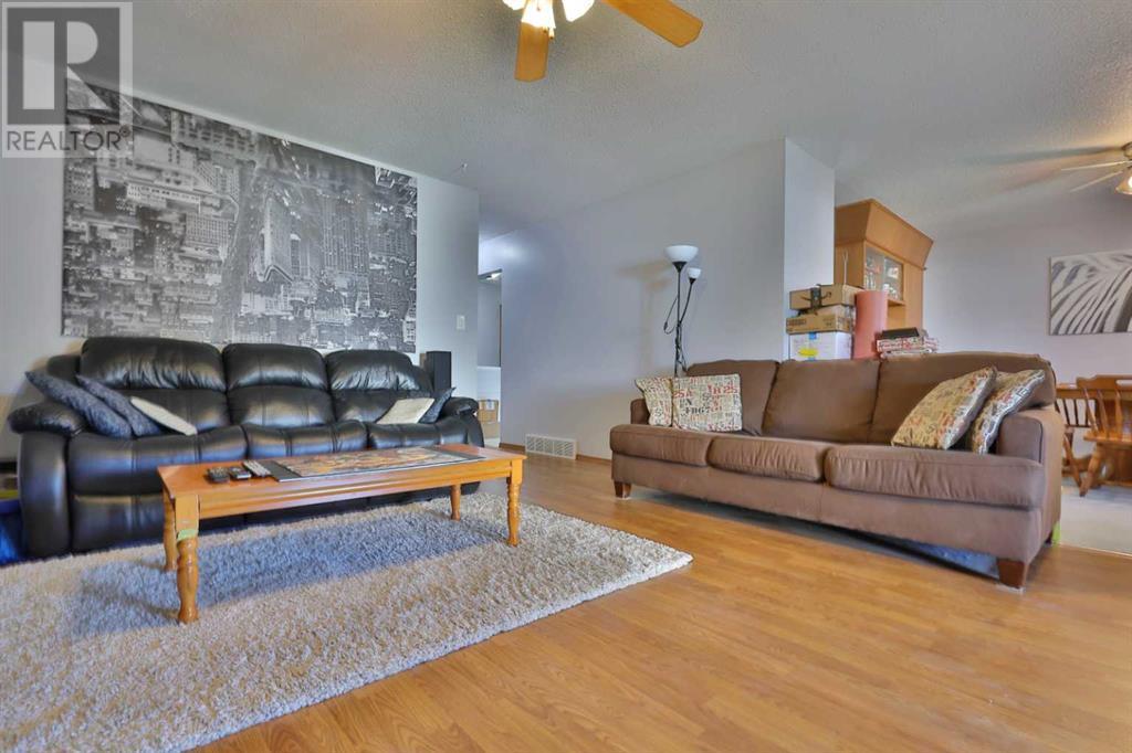 5308 53 Street, Camrose, Alberta  T4V 1Z6 - Photo 13 - A2209893