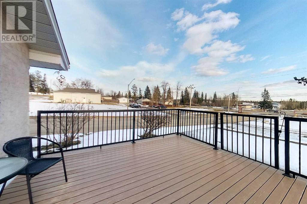Property at 4803 5 Avenue image 4